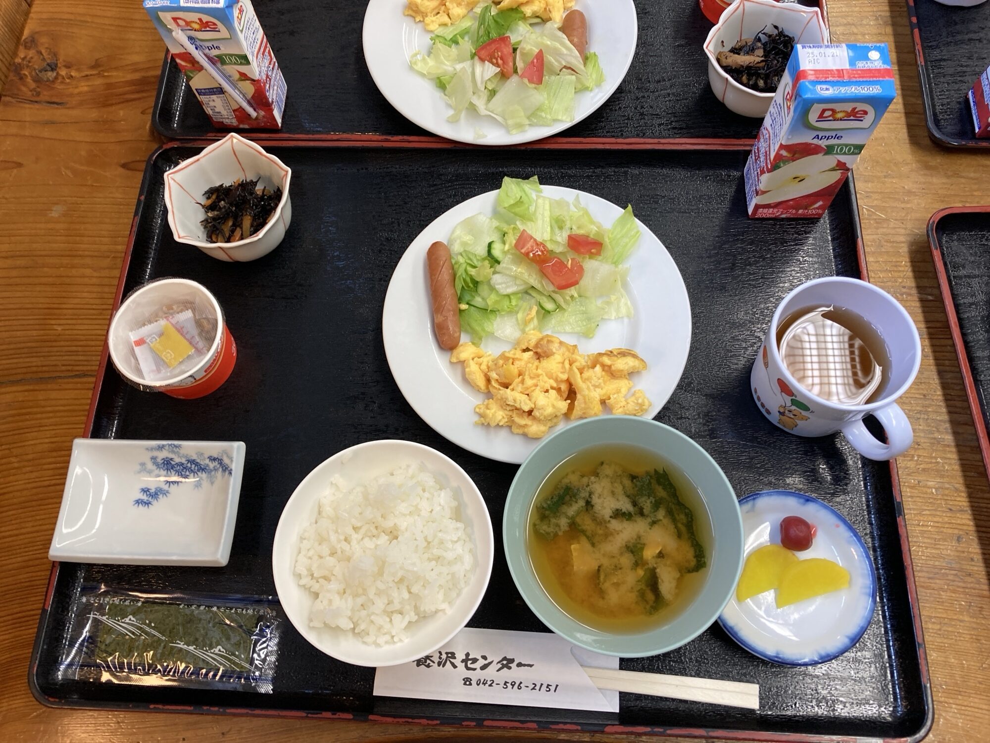 朝食